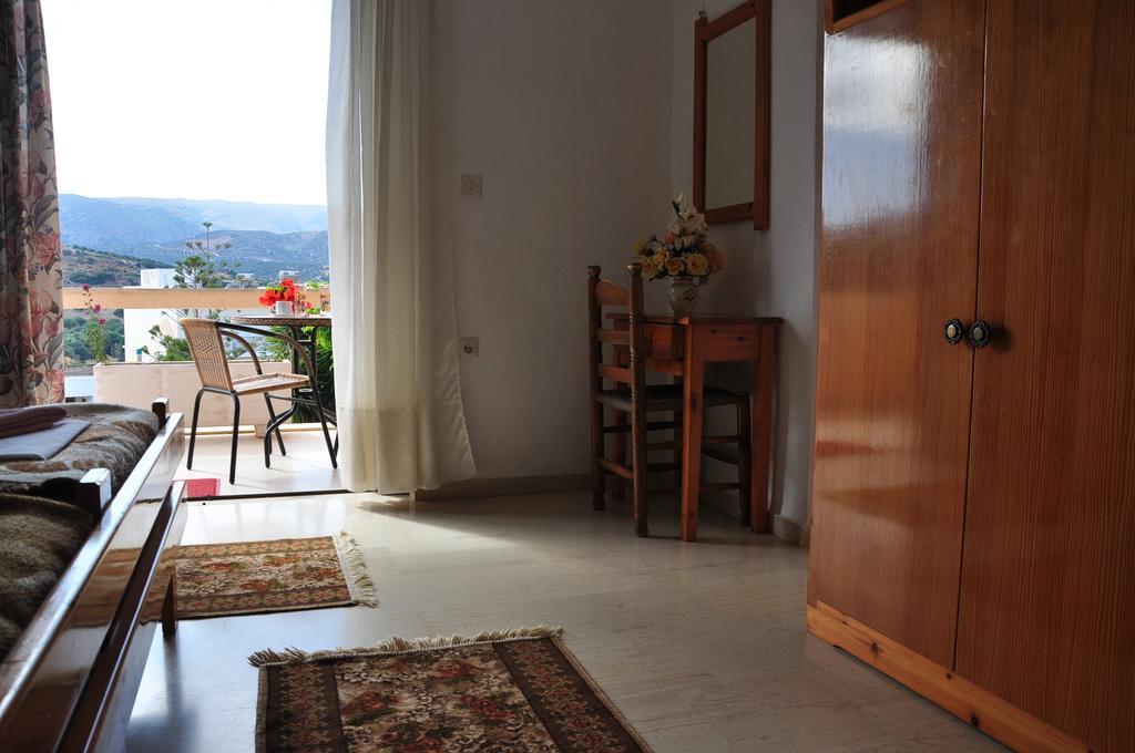House Margot Hotel Palekastro Room photo